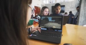 , ha puesto en marcha un proyecto innovador en colaboración con Letcraft Educación, Microsoft y Acer, con el objetivo de mejorar la formación y las habilidades digitales de los alumno