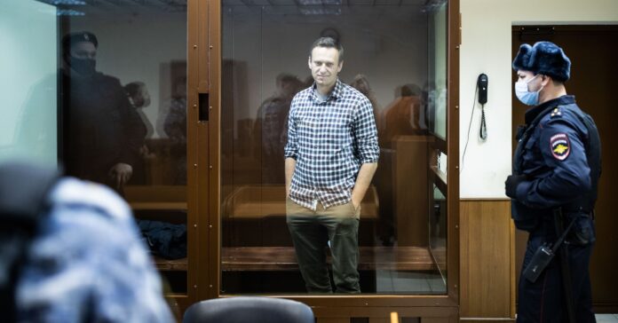 Alexéi Navalni en la sala de tribunales de Moscú el 20 de febrero de 2021 Evgeny Feldman Wikipedia