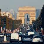 La capital francesa vol reduir l'impacte ambiental dels vehicles (TravelScape/Freepik)
