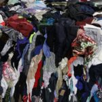 La tienda minorista de Goodwill Outlet, en Estados Unidos, recupera y recicla grandes cantidades de ropa (MPCA Photos /Flickr)