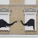 Detalle de uno de los grafitis de Banksy que han aparecido en los últimos días en Londres (Flickr/Michael Summers)