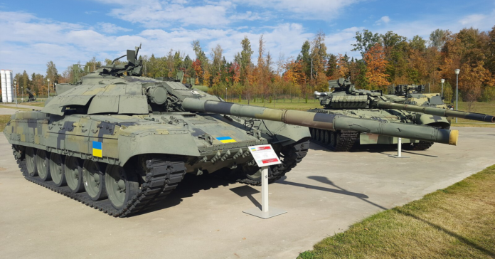 1000 días del conflicto entre Ucrania y Rusia/Wikimedia Commons-Patriot Park, Kubinka