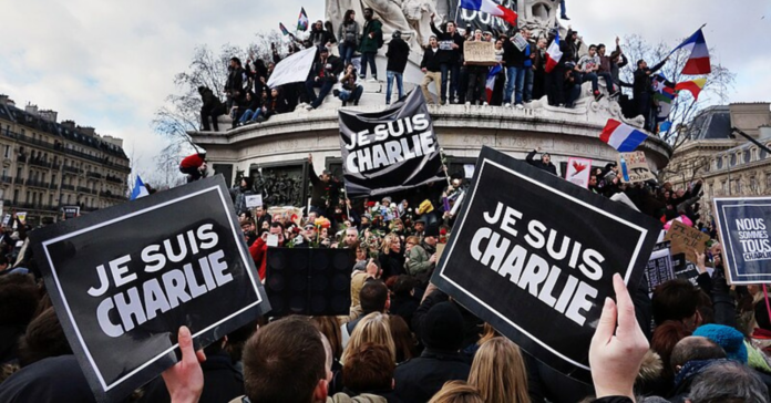 Manifestación en París en apoyo a las víctimas de Charlie Hebdo el 11 de enero de 2015/Olivier Ortelpa-Wikimedia Commons