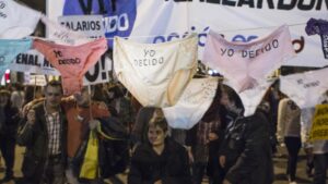 Una de las demandas del feminismo es el derecho de la mujer a decidir sobre su propio cuerpo en temas como la sexualidad, el embarazo o el aborto. Dani Duch