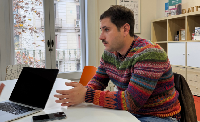 Josep Roca en la redacción de Junior Report / Junior Report