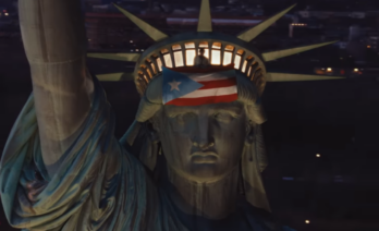 Fotograma del videoclip NUEVAYoL, en el canal de Youtube de Bad Bunny